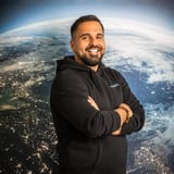 Özkan Elmascan, Geschäftsführer von neaSOL